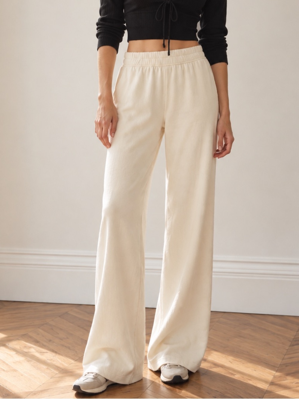 Lululemon BeCalm Mid Rise Wide Leg Pant Light Ivory size Medium